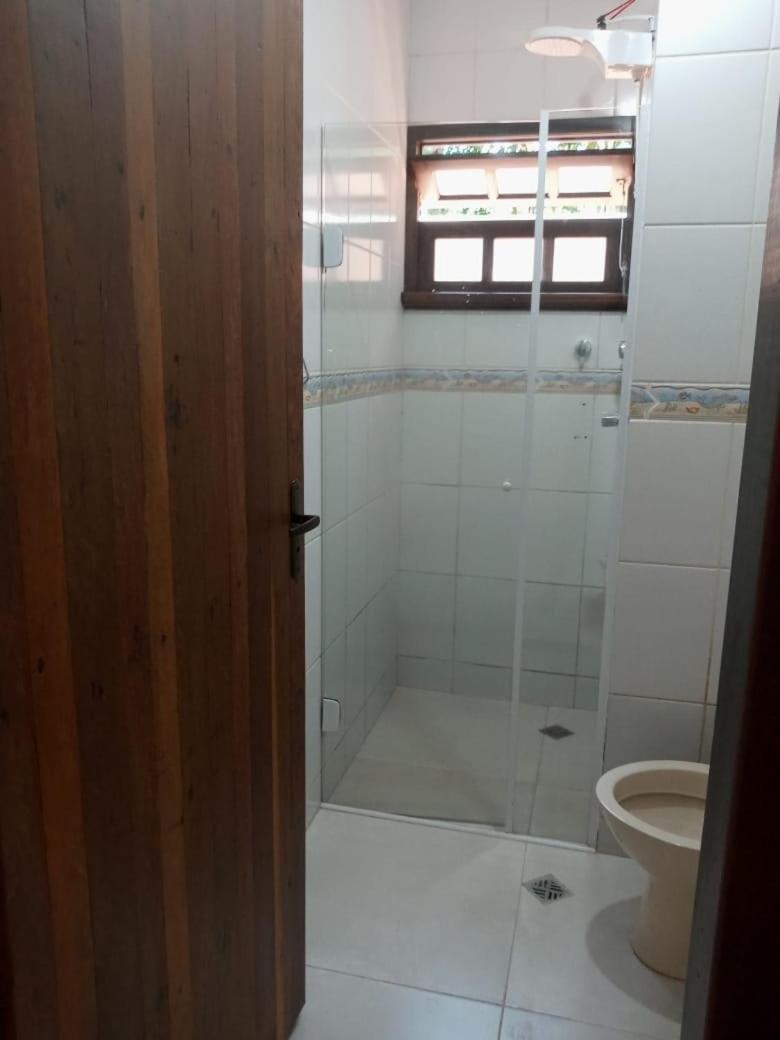 Casa Estilo Minimalista Em Ubatuba Villa Luaran gambar