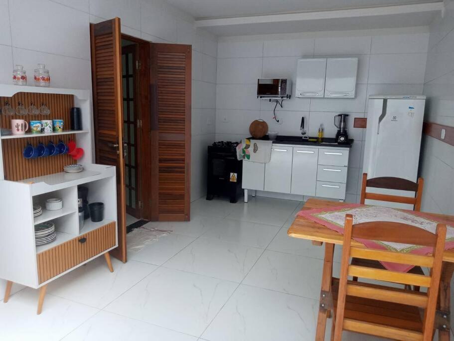 Casa Estilo Minimalista Em Ubatuba Villa Luaran gambar